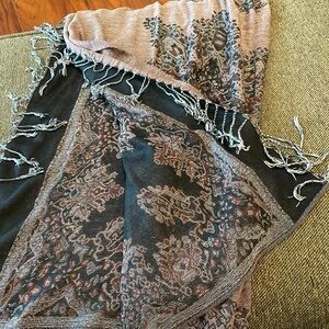 Pashmina scarf